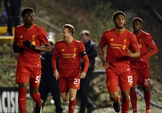 葡媒：鲁伊-科斯塔即将连任本菲卡主席，竞争对手已承认败选