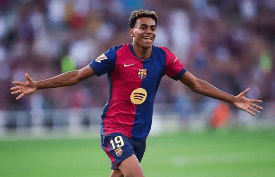 执教生涯意甲拿到1000分，斯帕莱蒂成历史第五人