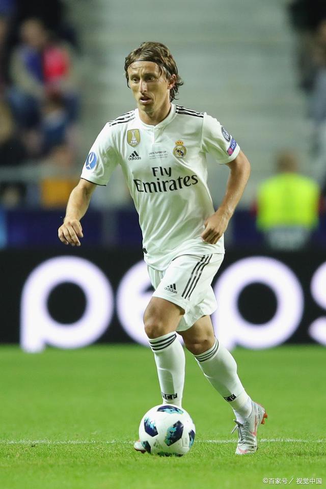 如何看待皇马近况？卡塞米罗：不会为皇马担心，我更担心曼联